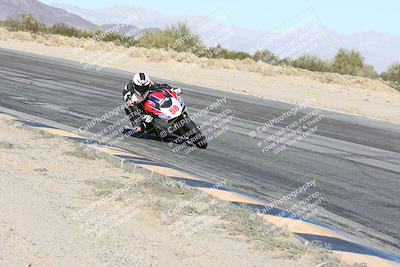 media/Dec-01-2025-Moto Forza (Mon) [[2daa91e15f]]/1-Advanced Group/Session 4 (Turn 10 Inside)/